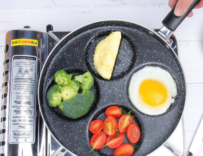 Nonstick 4-Cup Egg & Pancake Pan