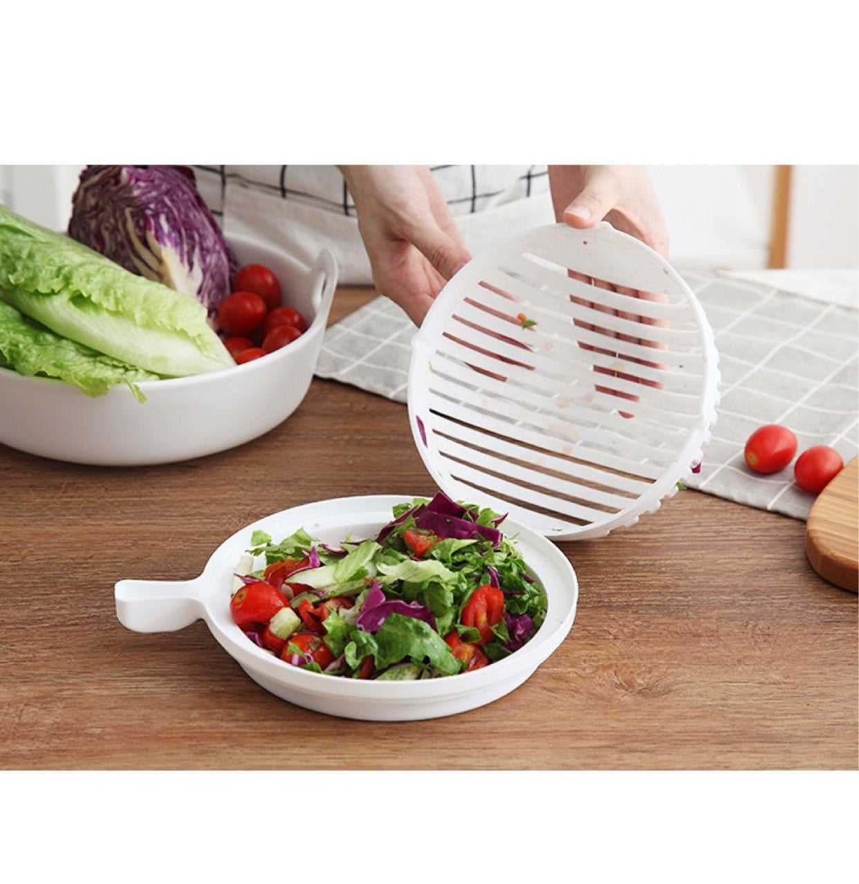 Quick Salad Cutter Bowl